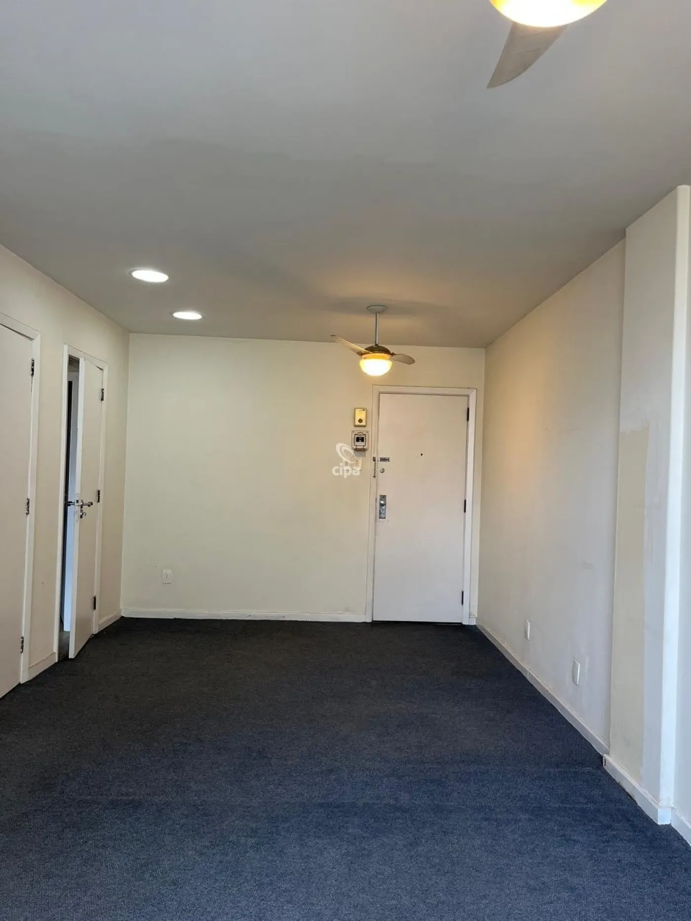 Comprar Comercial / Sala em Rio de Janeiro R$ 120.000,00 - Foto 4