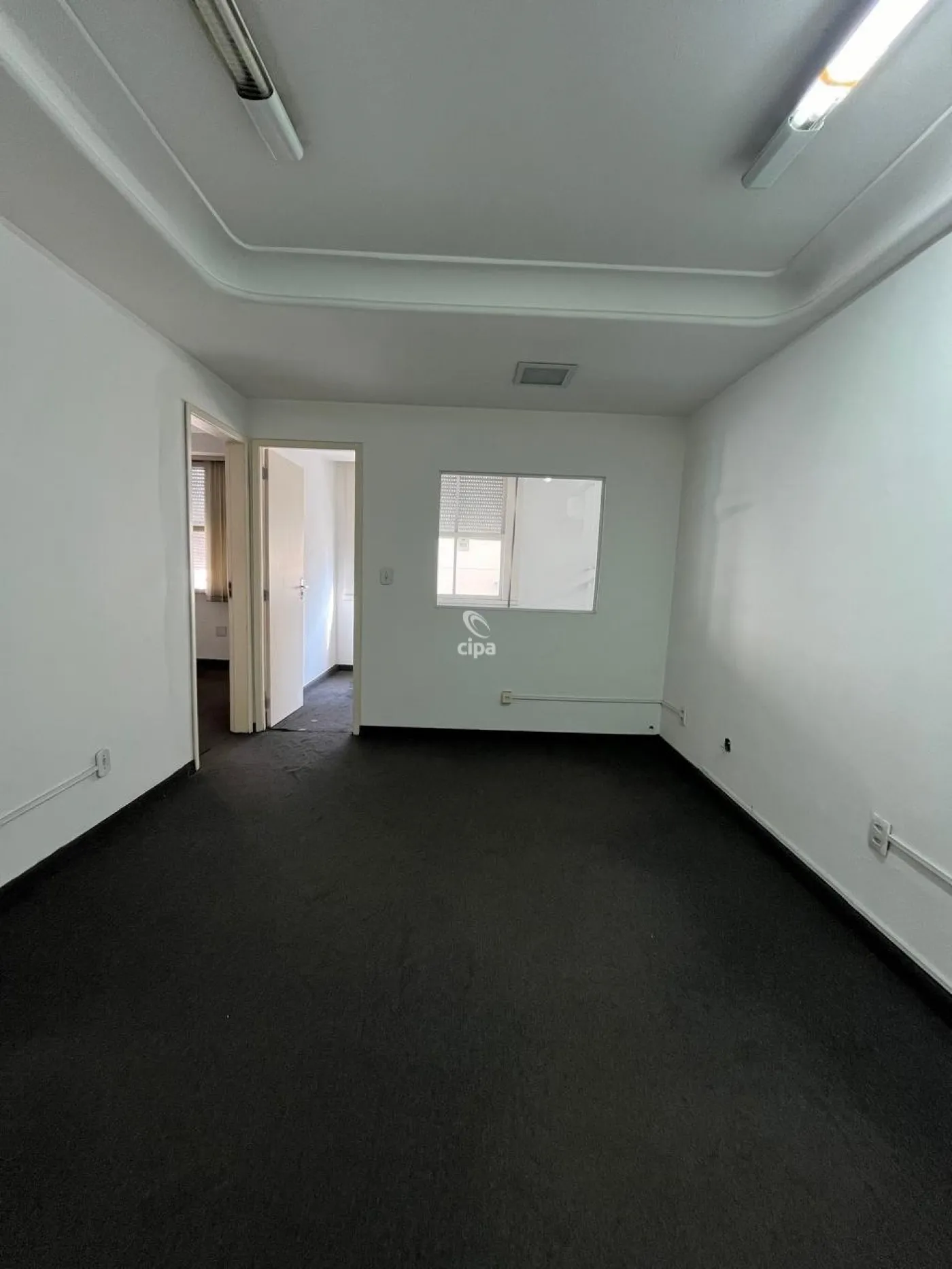 Comprar Comercial / Sala em Rio de Janeiro R$ 85.000,00 - Foto 4