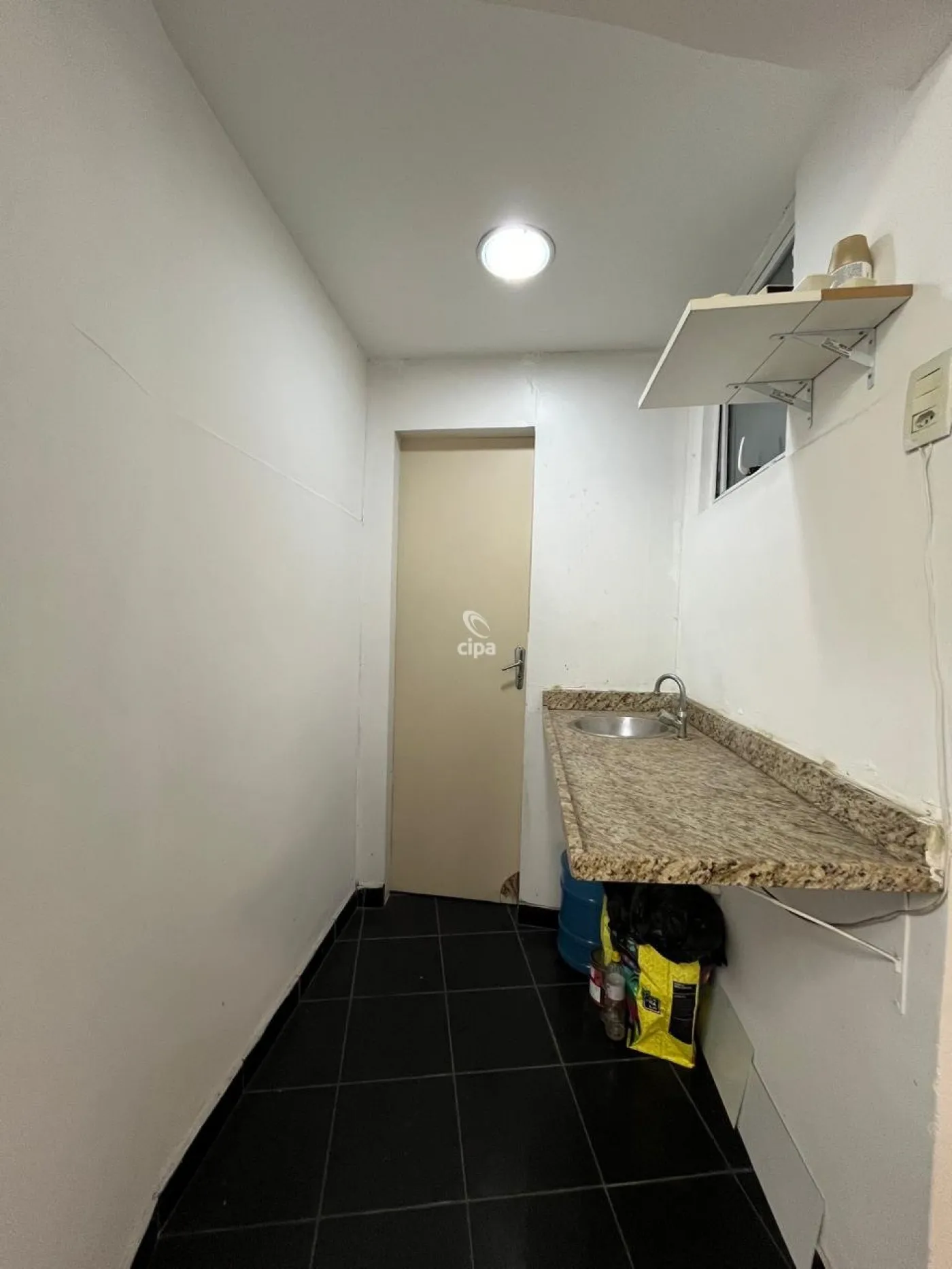 Comprar Comercial / Sala em Rio de Janeiro R$ 85.000,00 - Foto 19