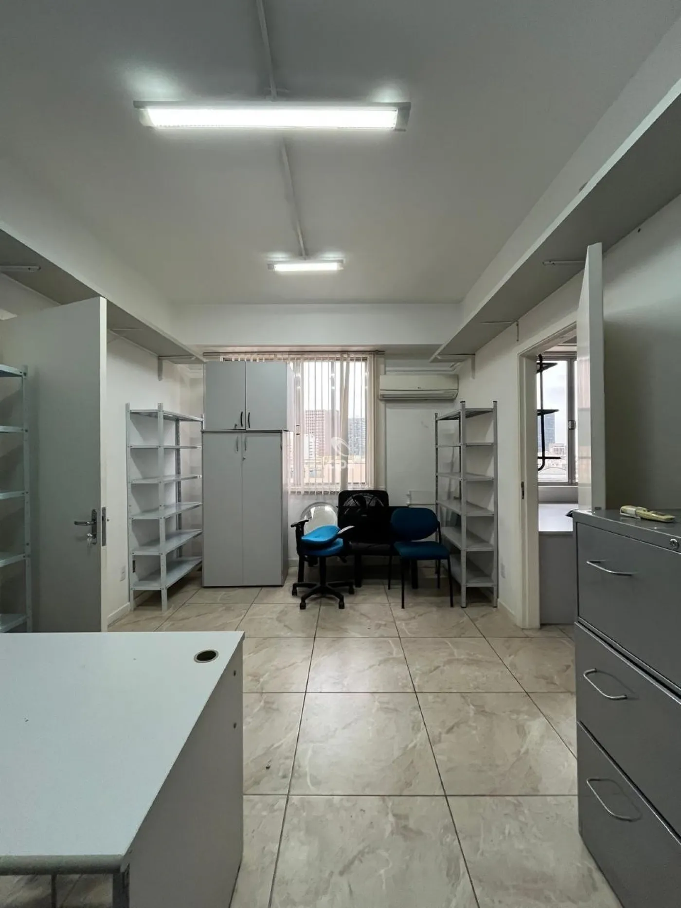 Comprar Comercial / Sala em Rio de Janeiro R$ 150.000,00 - Foto 13