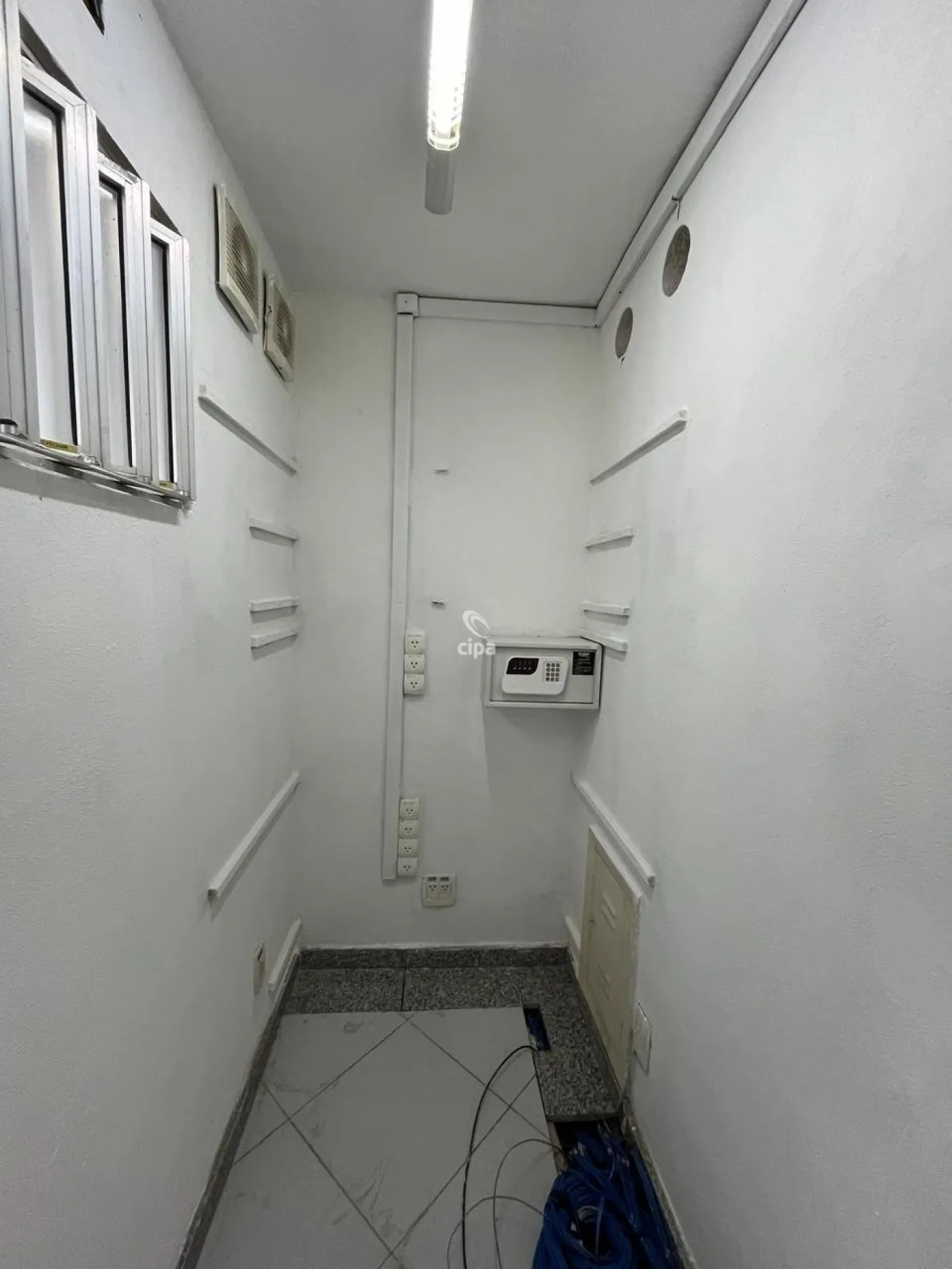 Comprar Comercial / Sala em Rio de Janeiro R$ 350.000,00 - Foto 12