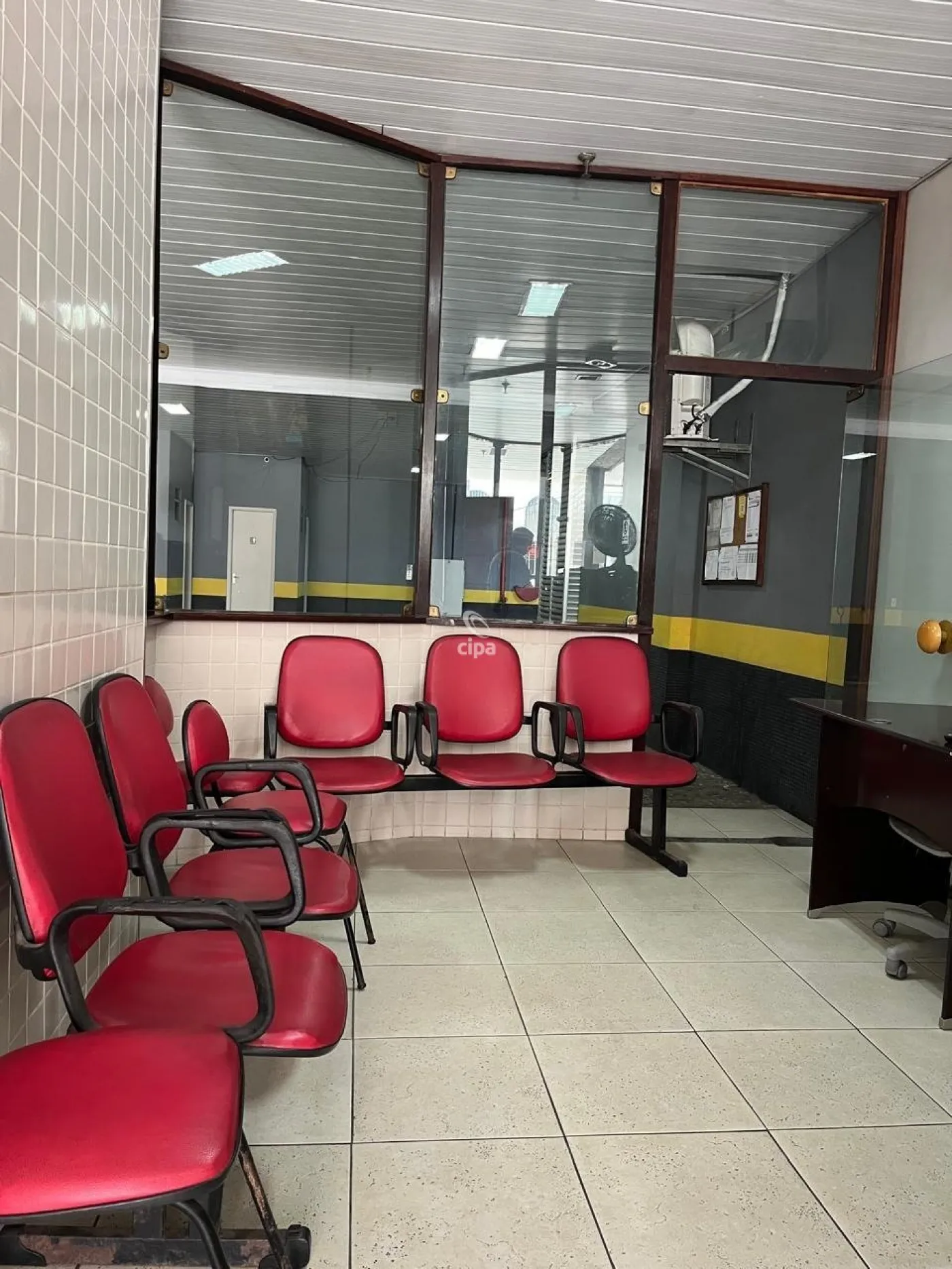 Comprar Comercial / Box em Rio de Janeiro R$ 10.000,00 - Foto 3