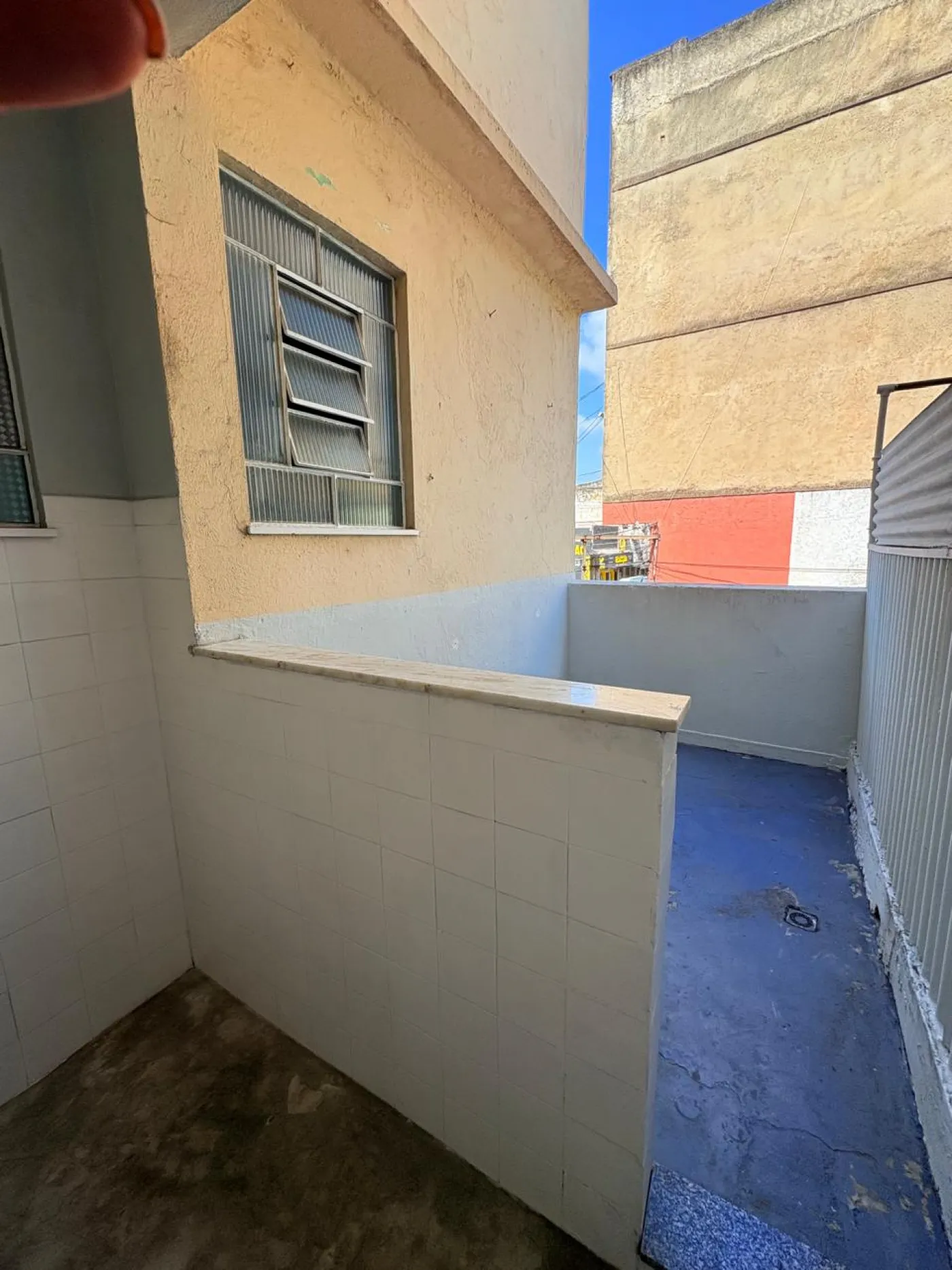 Área de serviço Alugar Apartamento / Padrão em São João de Meriti R$ 1.000,00 - Foto 16