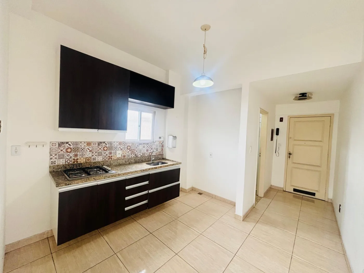Alugar Apartamento / Padrão em Rio de Janeiro R$ 1.000,00 - Foto 4