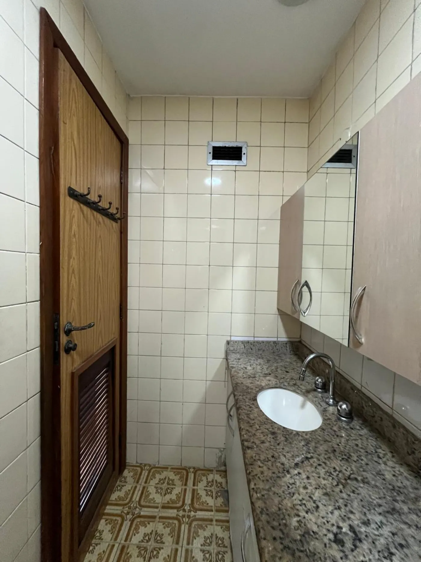 banheiro suíte Comprar Apartamento / Padrão em Rio de Janeiro R$ 375.000,00 - Foto 7