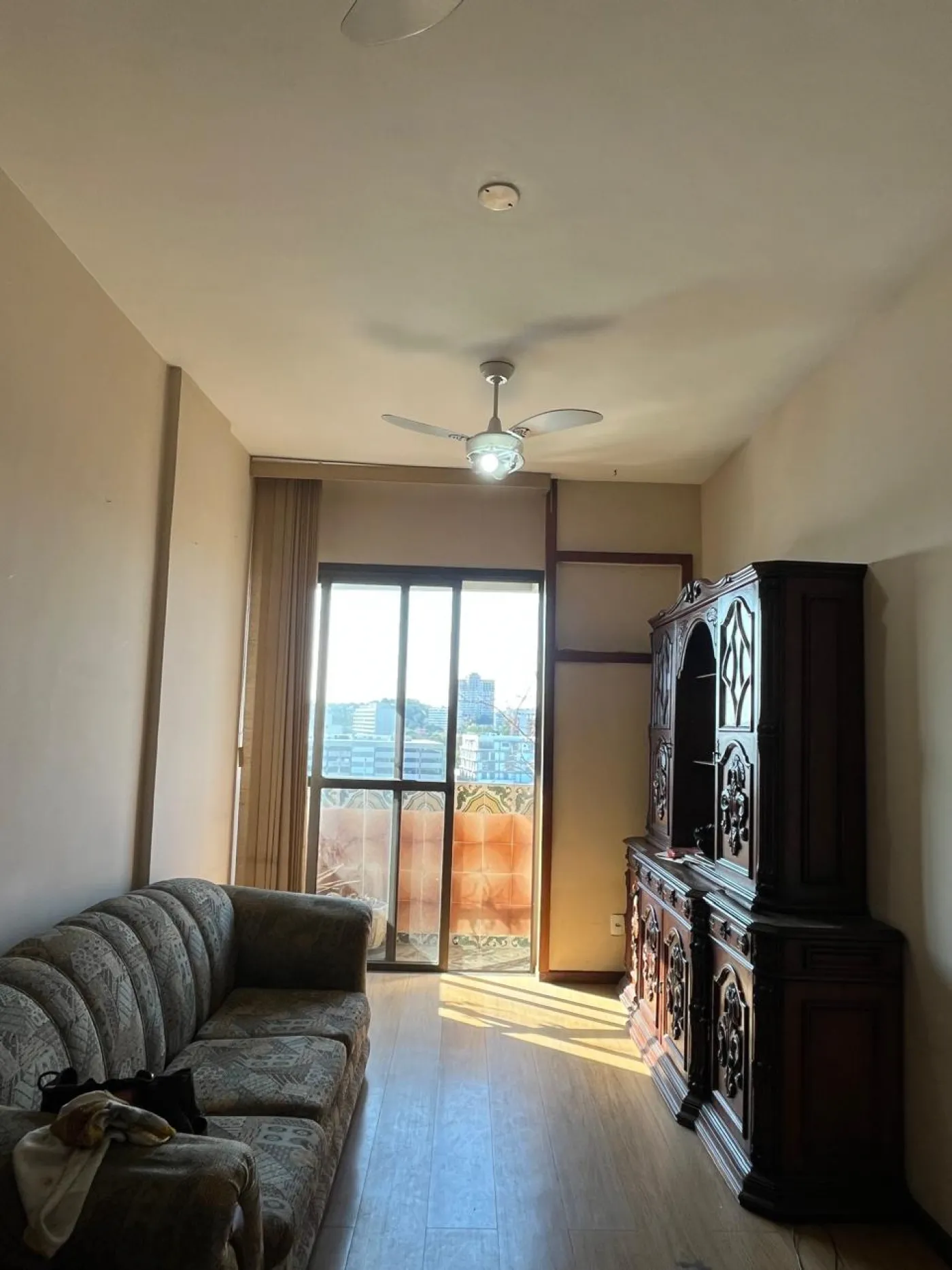 sala com acesso varanda Comprar Apartamento / Padrão em Rio de Janeiro R$ 375.000,00 - Foto 14